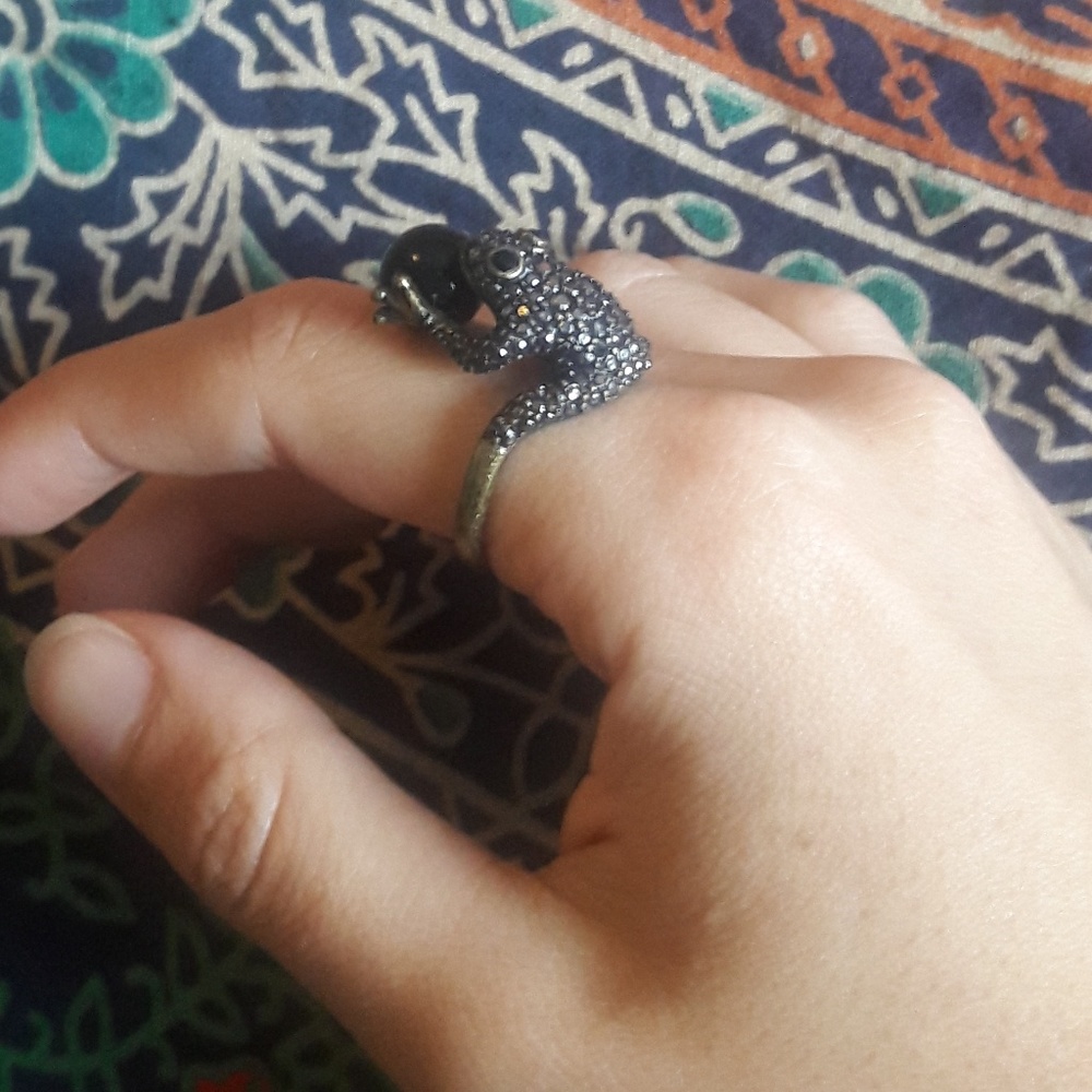 Glittery silver Frog Ring